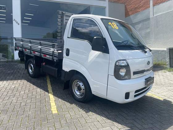 KIA BONGO 2.5 TD DIESEL STD CS MANUAL KIA BONGO 2.5 TD DIESEL STD CS MANUAL